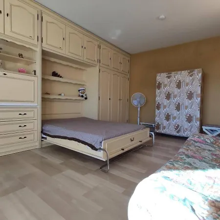 Appartement Studio Antibes, 1 Pièce, 4 Personnes - Fr-1-252-153 *