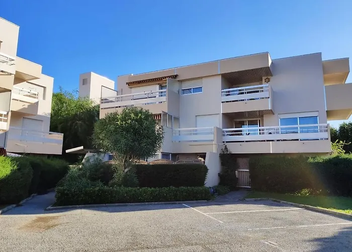 Studio Pour 4 Avec Terrasse Ensoleillee, Parking Privatif, A 250m Des Plages A - Fr-1-252-153 Apartman Antibes